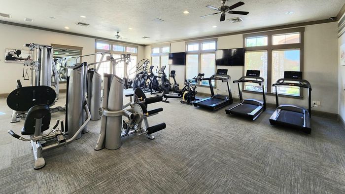 FITNESS CENTER