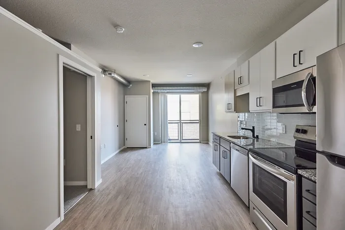 1-Bed Kitchen & Living
