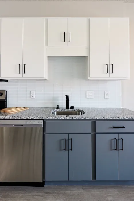 2-Beds Kitchen