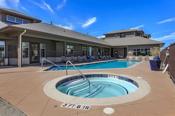 Pool 2