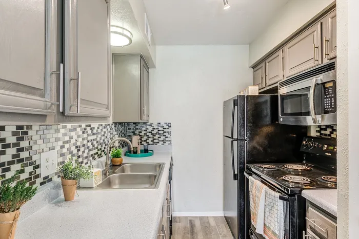One Bed Kitchen
