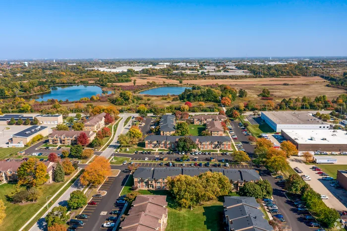 Ellyn Crossing Aerial