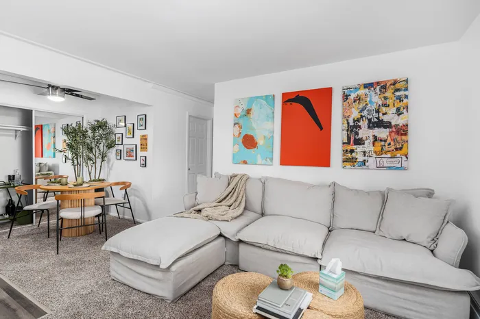 Living Room & Dinning Area