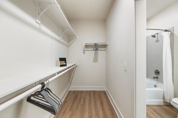 Walk-in Closet