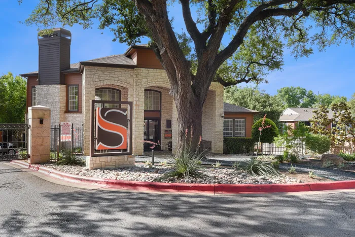 Saratoga Ridge Apartments