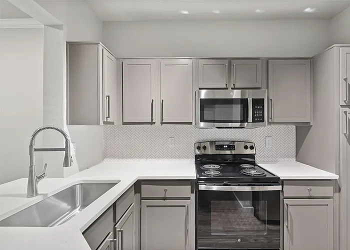 saratoga-ridge-apartments-stainless-steel-appliances