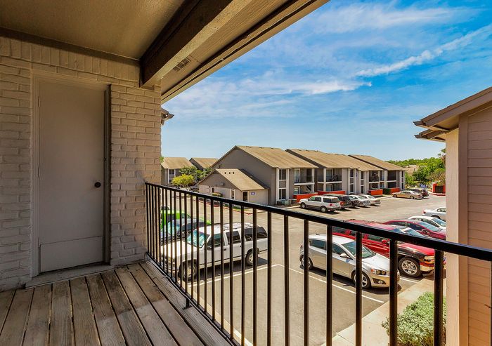 Agave Falls Living - Balcony_Patio