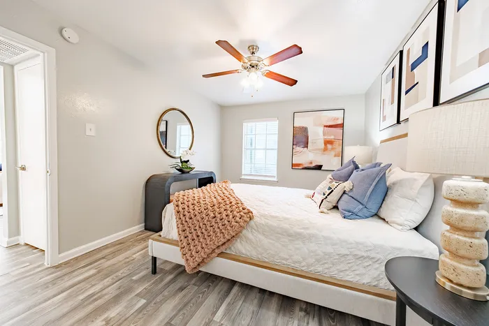 Ventana Bedroom