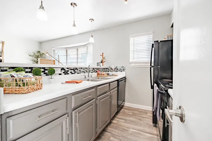 Ventana Kitchen