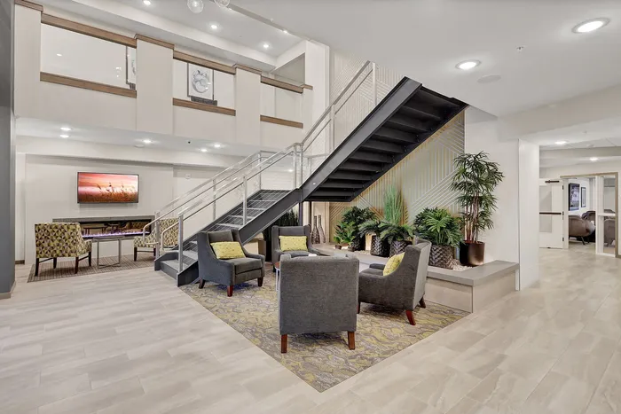 Urbana Leasing Office and Resident Lounge