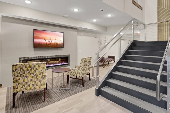 Urbana Leasing Office and Resident Lounge