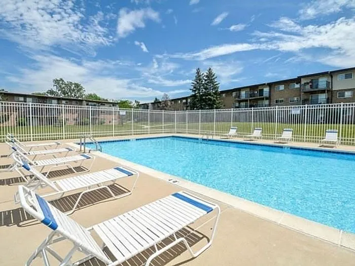 Willow Hill Swimming Pool