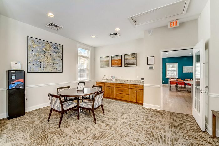 SouthRidge Leasing Office & Resident Lounge