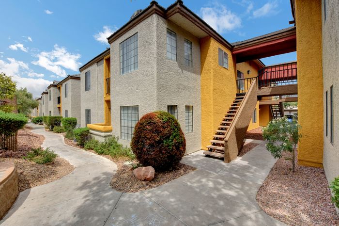 Canyon Creek Villas