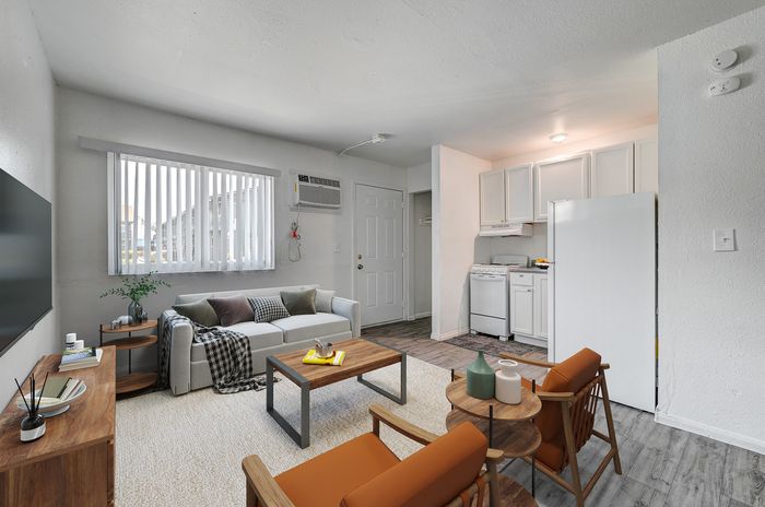 The Parker at DTLV - Cozy Living Area