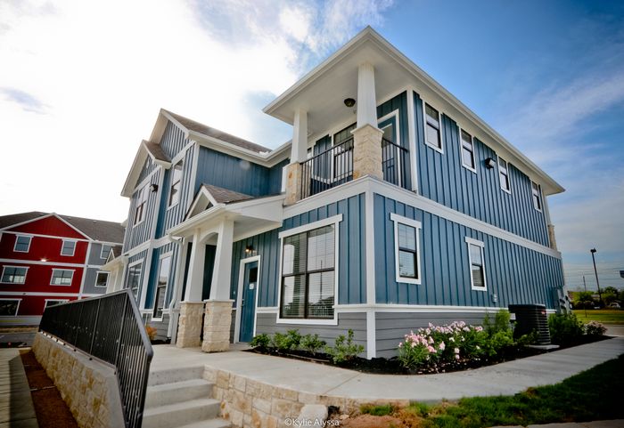 Exterior view of apartment and grounds