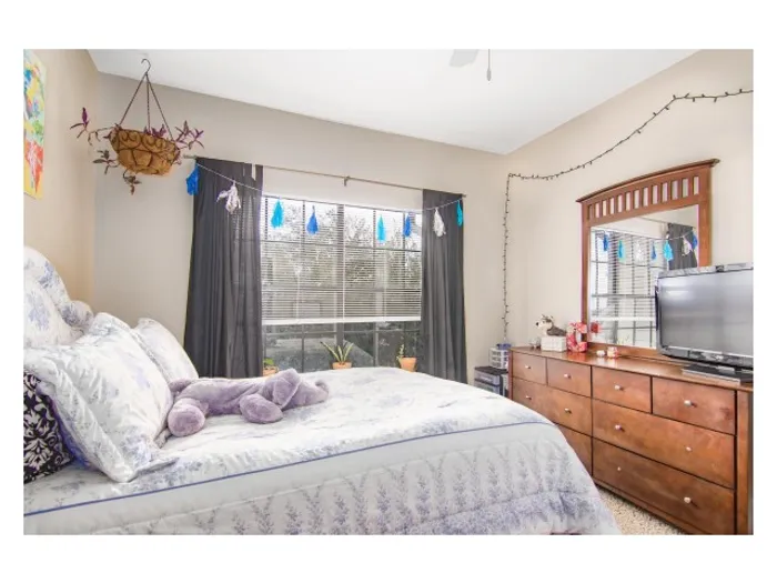 Spacious Bedroom
