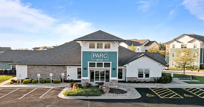 Parc at 720 | Edwardsville, IL