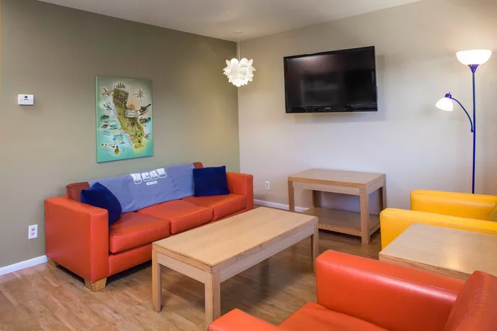 Del Norte Living room
