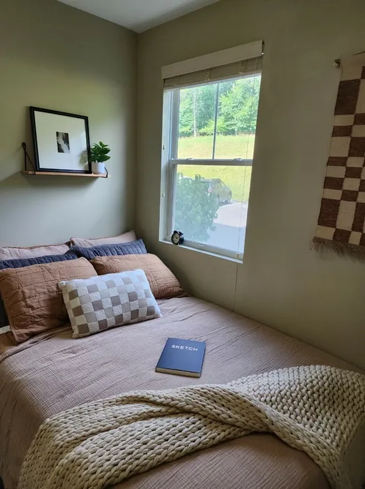 fully furnished bedroom