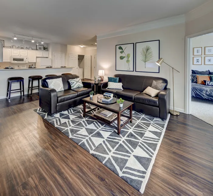 563 Living Room 2