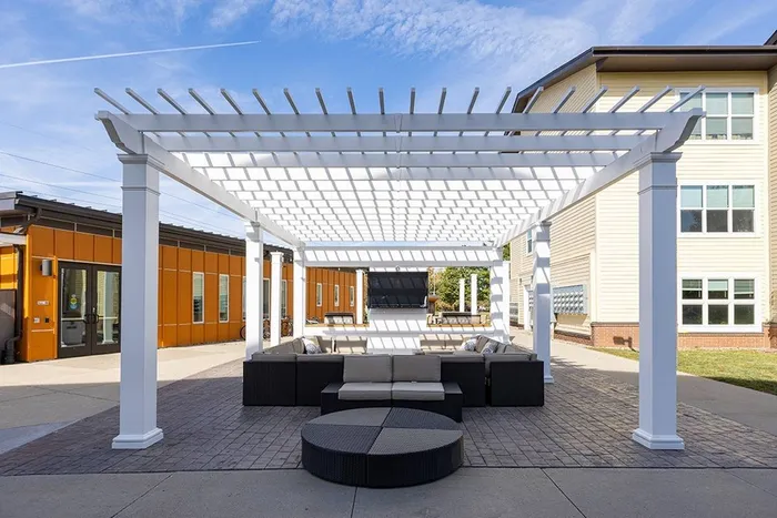 Courtyard | Two Bedroom Apartments Iowa City | Aspire at West Campus