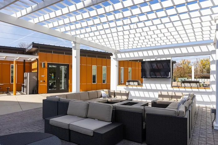 Courtyard | Two Bedroom Apartments Iowa City | Aspire at West Campus