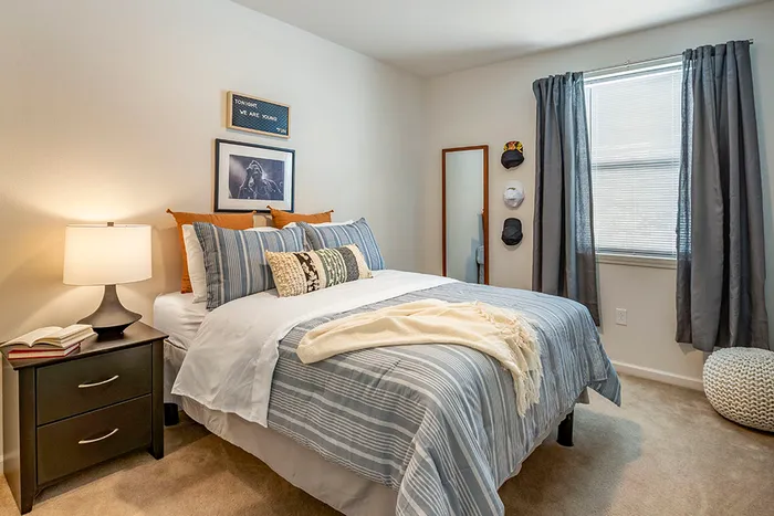 Herky 2x2 906 bedroom