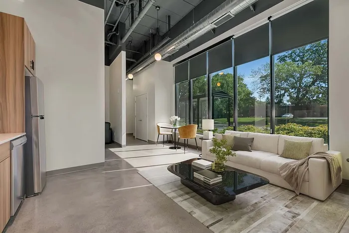 Cloud on Fifth - Modern Living Room