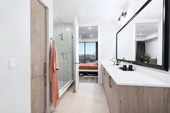 1155 Barton Springs | Bathroom | Frameless shower