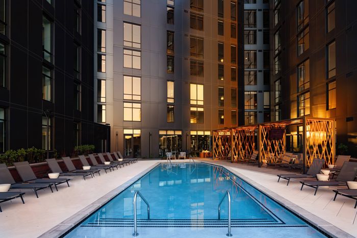 Harlowe Swimming Pool
