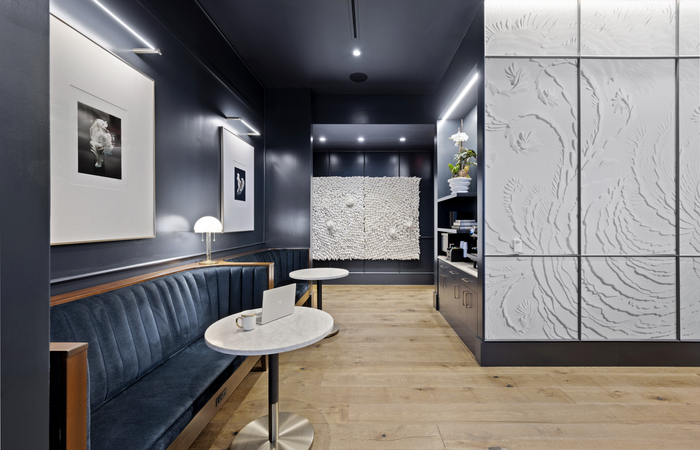 Complimentary coffee and caf&eacute; beverages