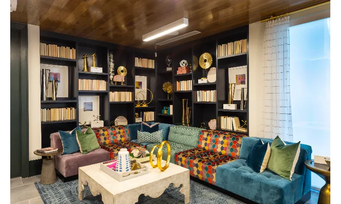 Lounge - Bookcases