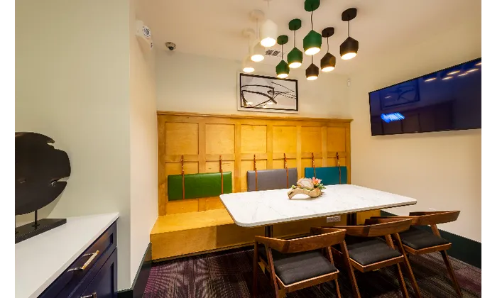 Clubhouse - Private seating