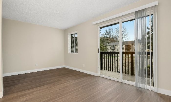Spacious Living Room 1