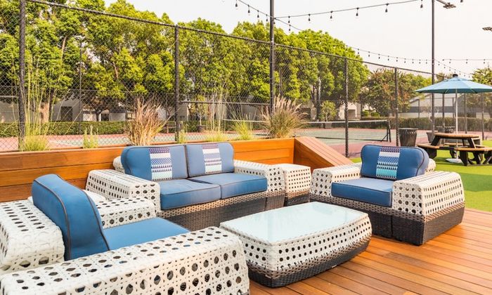 Outdoor Lounge