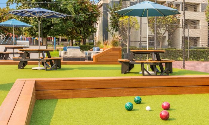 Outdoor Amenities Daytime