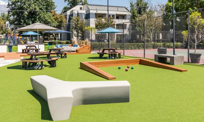 Outdoor Amenities Daytime
