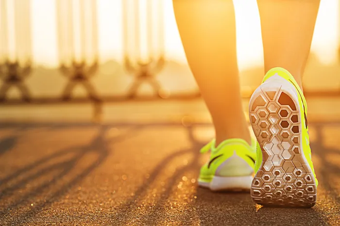 running feet