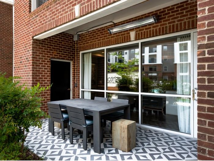 Courtyard Dining Area