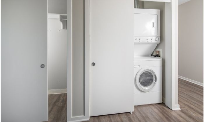 Washer/Dryer in unit