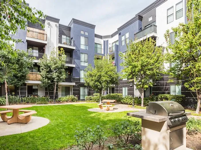 BBQ and Courtyard Area