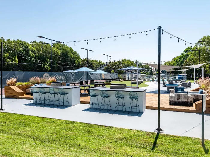 BBQ Area and Outdoor Kitchen