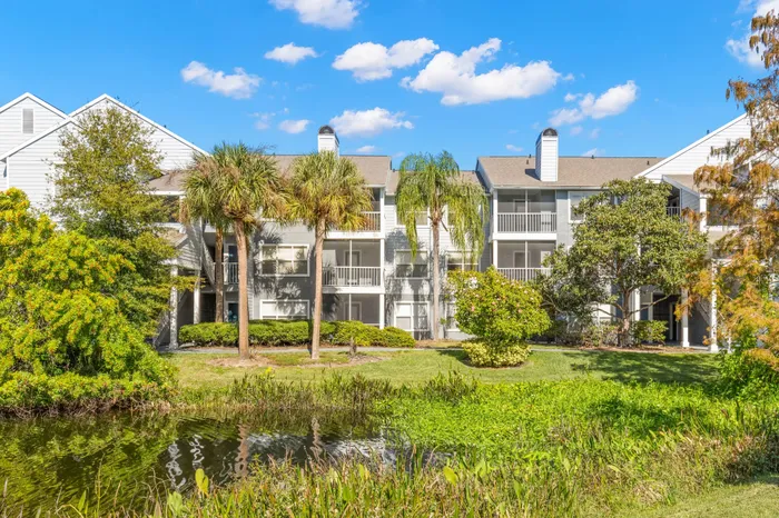 Exterior view of an apartment building in Clearwater.