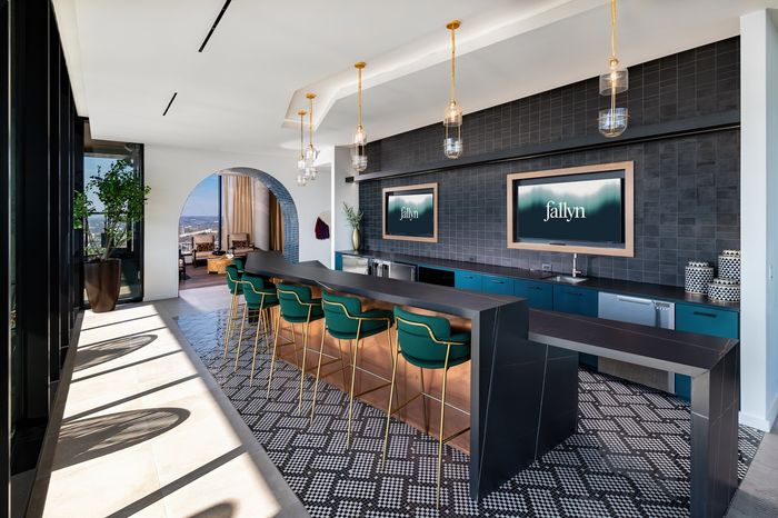 Penthouse Bar and Lounge