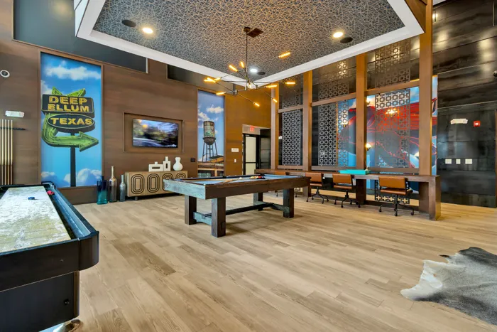 Pool table