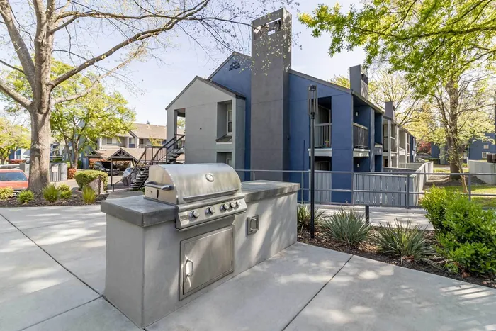 Avana Vista Point outdoor BBQ area on concrete patio