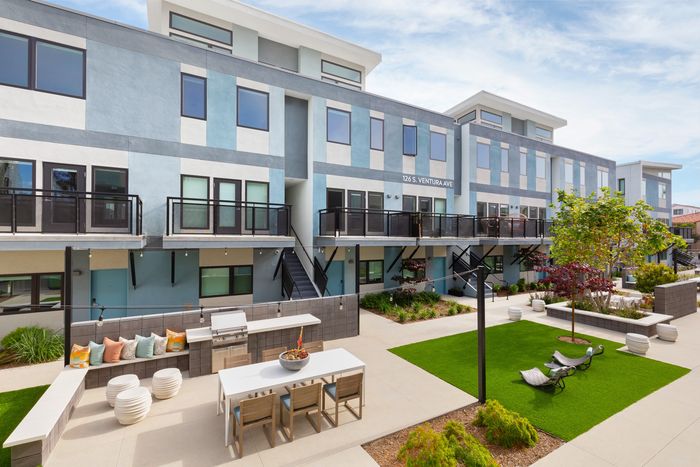 Courtyard with BBQ and Seating