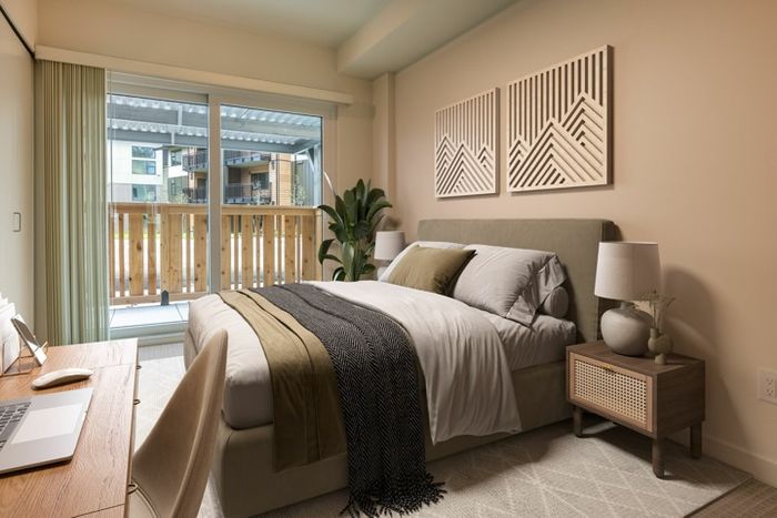 Bedroom with WFH