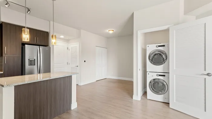 Platinum apartment home for rent in SOMA with in-home washer and dryer